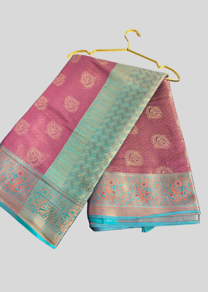 Magenta color kanchipuram silk saree with zari weaving work [SKU:S1001022]