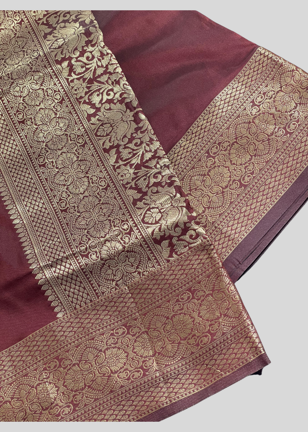 Maroon color soft kanchipuram silk saree with golden zari weaving work [SKU:S1001161]