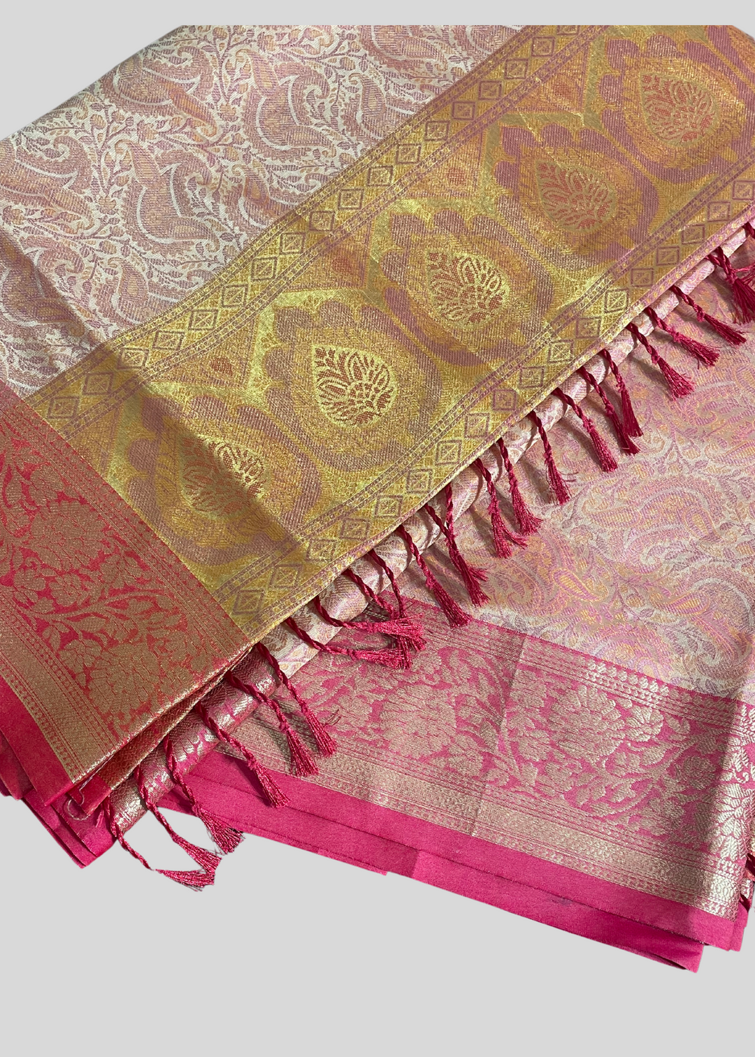 Peach banarasi silk saree with zari weaving work [SKU:S101722]