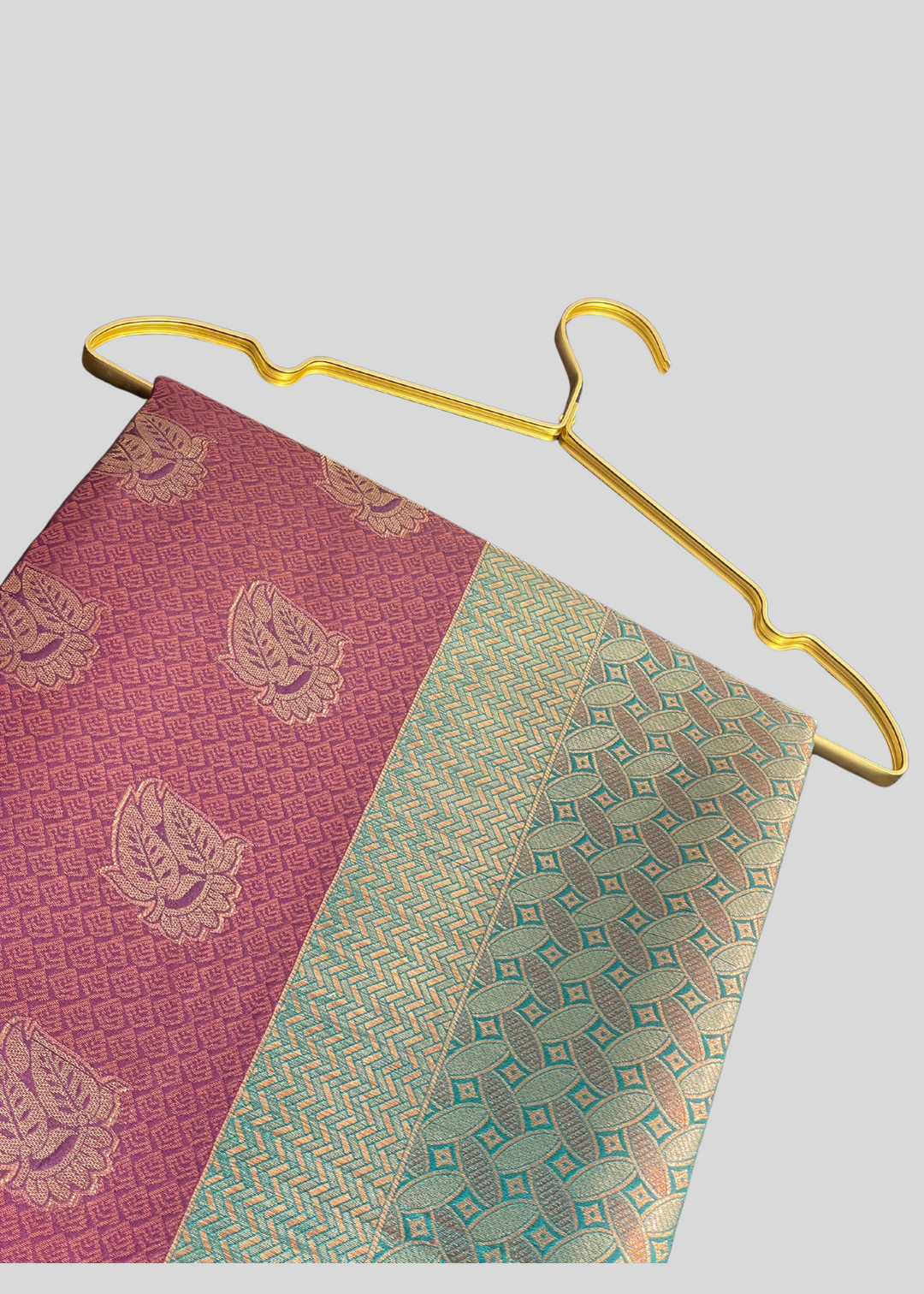 Magenta color kanchipuram silk saree with zari weaving work [SKU:S1001022]