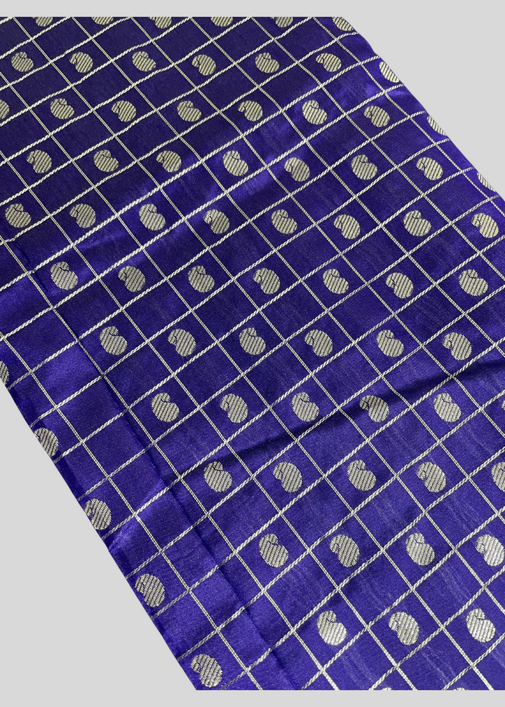 Purple banarasi silk saree with zari weaving work [SKU:S100491]