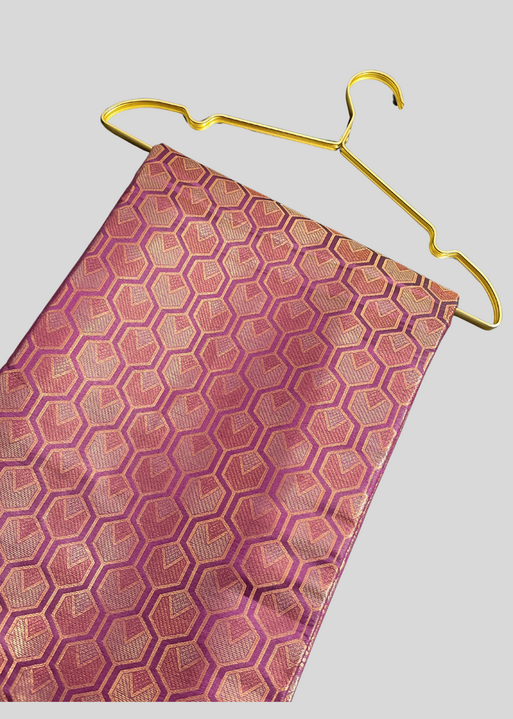 Magenta traditional kanchipuram silk saree with zari weaving work [SKU:S100181]