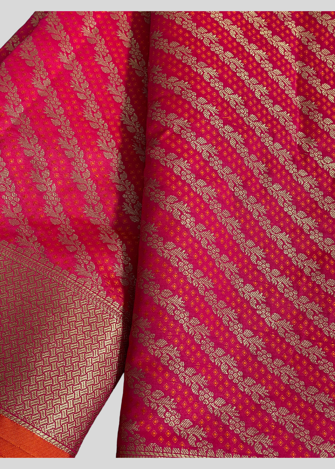 Red color kanchipuram silk saree with zari woven [SKU:S101222]