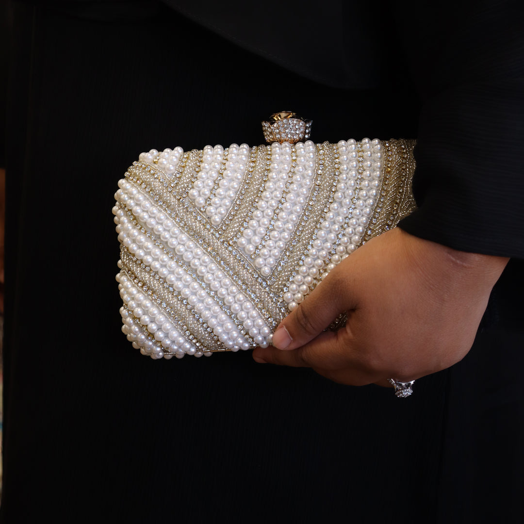 Pearl White Silver clutch [C102003]