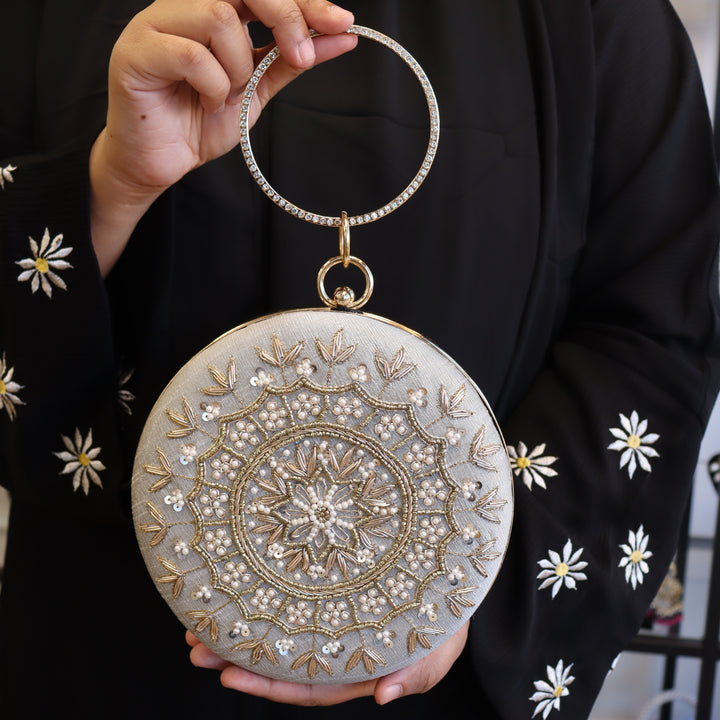 Chakra Round Clutch Grey [C103292]
