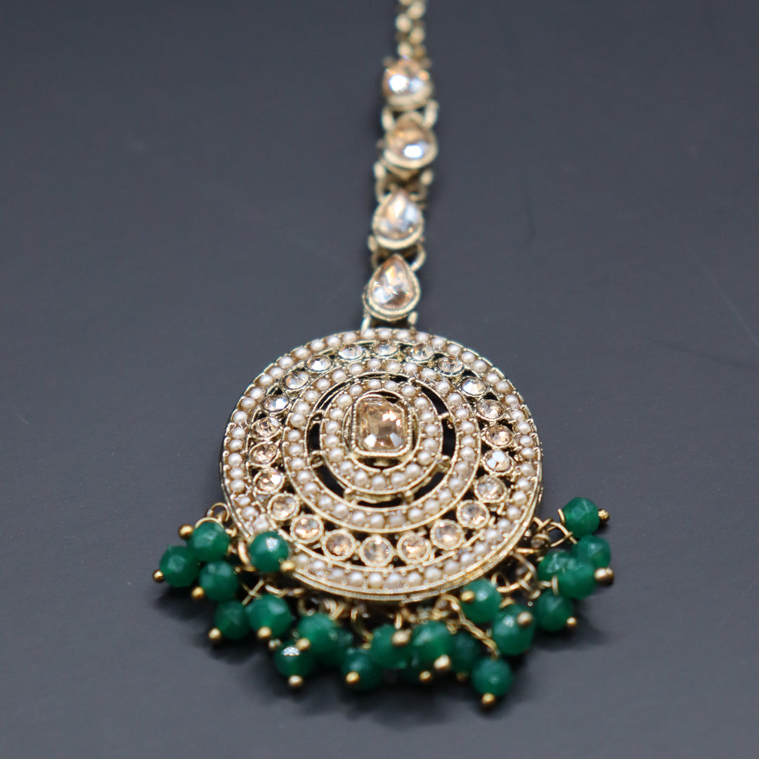 Green Premium Quality Reverse AD Stone Work Choker Set [SKU: N011012]