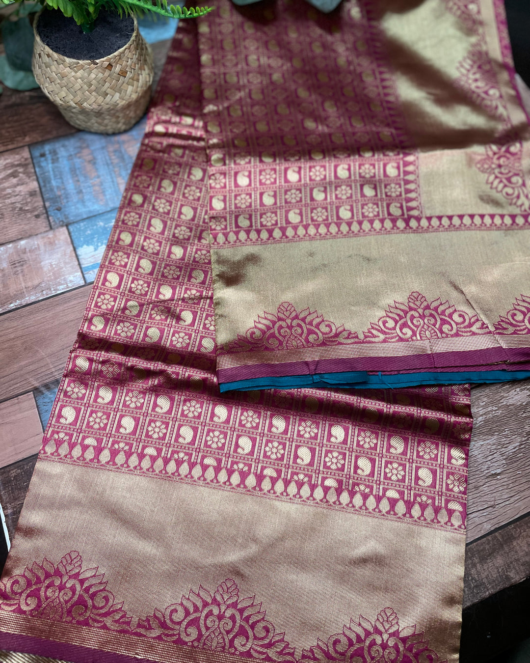 # Golden Maroon  Pure Lichi Silk Saree [SKU: SO105219]