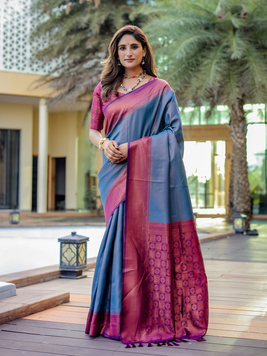 Firoji kubera pattu kanjivaram silk saree with zari weaving work [SKU:S102791]