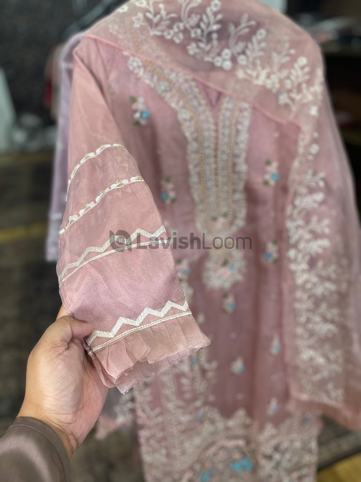 Pink Premium Heavy Organza Salwar Suit [SKU D105233]